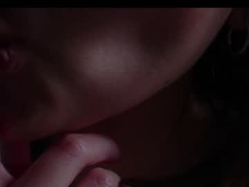 webcam girl houseofkei live cam image #2253292