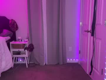 webcam girl brielledaviss live cam image #12646403