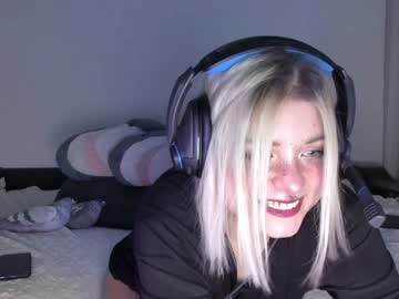 webcam girl katia_leta live cam image #1230601
