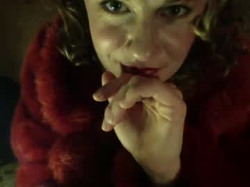 webcam girl 2lipsanddazy live cam image #5392257