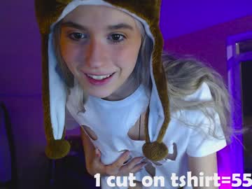 webcam girl holymollylight live cam image #167334