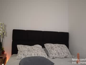 webcam girl honeyyykate live cam image #9847200