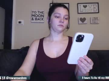 webcam girl rowanswolves live cam image #847186
