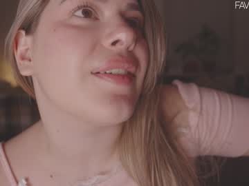 webcam girl lana_rosy live cam image #11740097