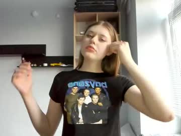 webcam tranny yamatobrodsky1 live cam image #12875365