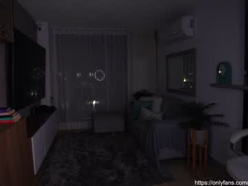webcam girl mykinkybunny live cam image #2982417