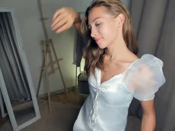webcam girl wave_of_happy_ live cam image #7599319