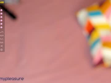 webcam girl eugenetomas live cam image #812980