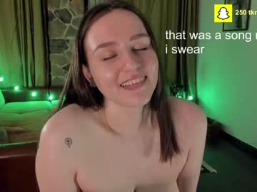 webcam girl joliejoy live cam image #2272358