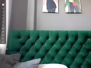 webcam girl siberian_siren live cam image #12879410