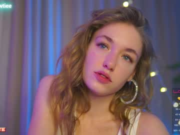 webcam girl _taylor_swift live cam image #4417790