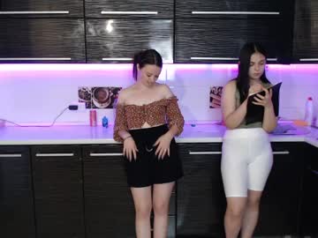 webcam couple renae_tom live cam image #6691901