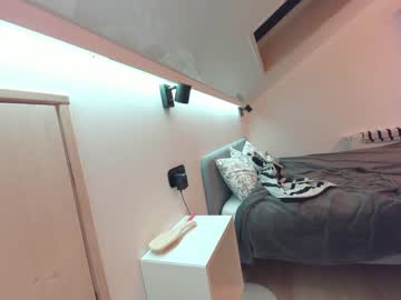 webcam girl ehotlovea live cam image #7732475