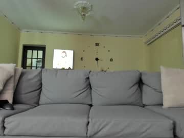 webcam couple cheeseburgerjesus live cam image #1181999