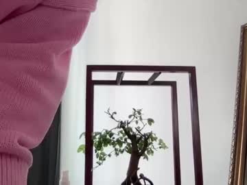 webcam girl wonderland_stia live cam image #7340843