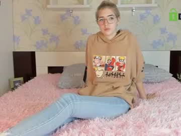 webcam girl _amiamiley live cam image #3219689