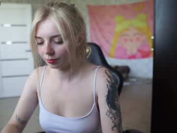 webcam girl holydumplings live cam image #6271783