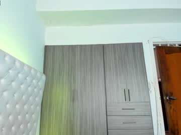 webcam girl yayoi_cresp18 live cam image #4710652