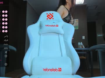 webcam girl lo_vely_su live cam image #7198371