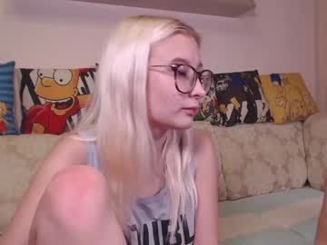 webcam girl simoncouple1 live cam image #682806