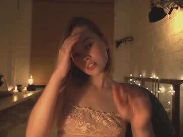 webcam girl bibi_it_is live cam image #3363918