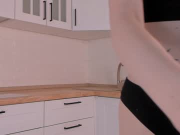 webcam girl loribanks live cam image #5395770