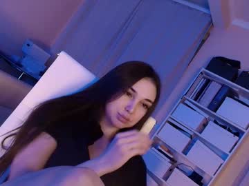 webcam girl hollyextra live cam image #12488521
