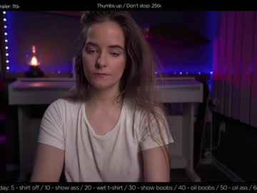 webcam girl hermione_potter_couple live cam image #5006295