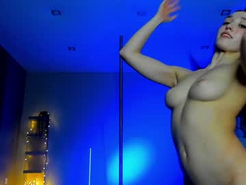 webcam girl _meganmeow_ live cam image #5217860
