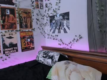 webcam girl darleneferran live cam image #10621524