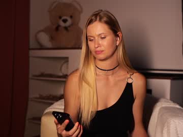 webcam girl stella_and_stephan live cam image #3793714