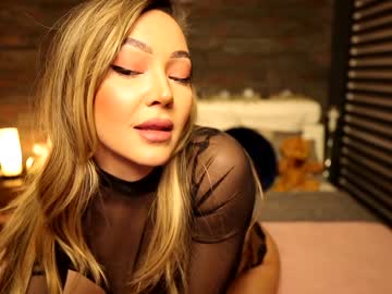 webcam girl fantasystudiox live cam image #5036579