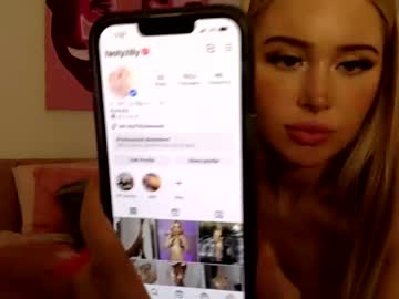 webcam girl tastytilly live cam image #4932833