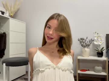webcam girl elli_harmon live cam image #11156231