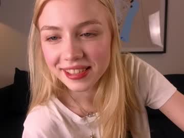 webcam girl elizabethmad live cam image #6483770