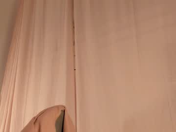 webcam girl hee_jeen live cam image #11963430