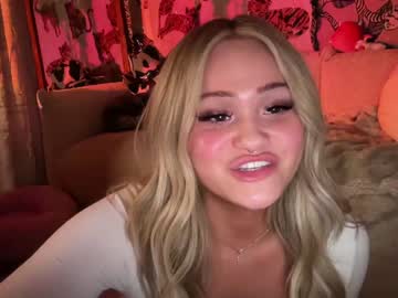 webcam girl ari_02 live cam image #7827404