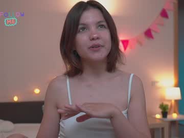webcam girl tiny_miracle live cam image #9939541