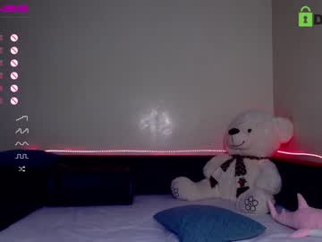 webcam girl fallen_angel_18 live cam image #5397619