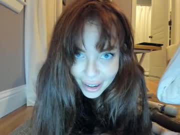 webcam girl carliescott_meow live cam image #6525475