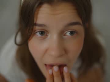 webcam girl eli_sun live cam image #8176073
