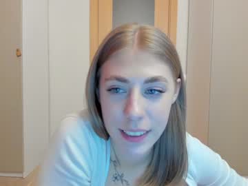 webcam girl _strawbeerry_ live cam image #5817139