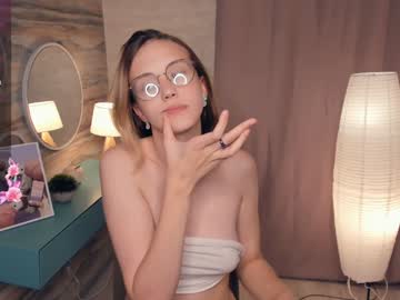 webcam couple tay_bridg live cam image #10660268