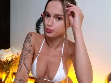 webcam girl tootightwithbra live cam image #11394440