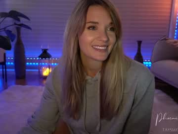 webcam girl phoenix_taylor live cam image #1354443