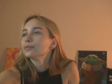 webcam girl 2girls_1dream live cam image #11784744