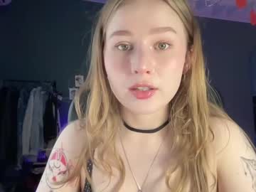 webcam girl whoisalisa live cam image #9815879
