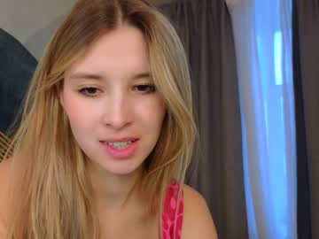 webcam girl milablush live cam image #5404712