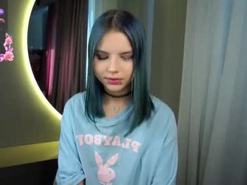 webcam girl merciabawden live cam image #12302091