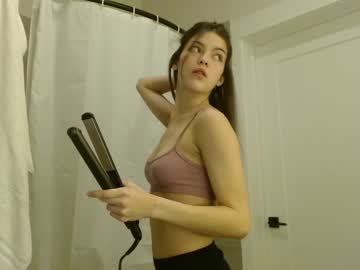 webcam girl miafosterx live cam image #8143259